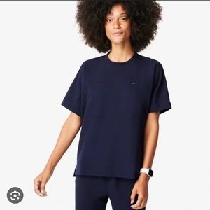 Figs Lismore navy scrub top